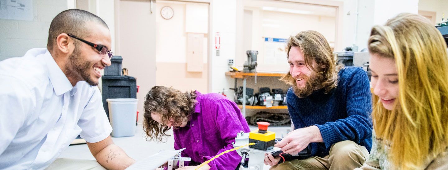 Group experimenting in club