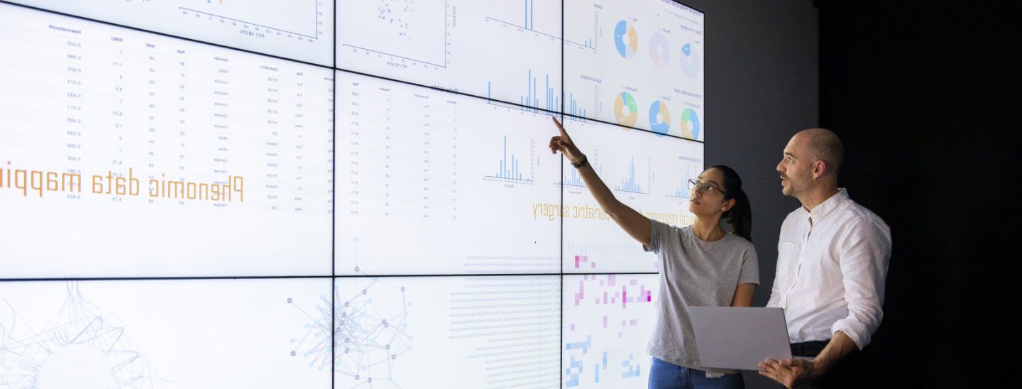 Student teacher talking statistics